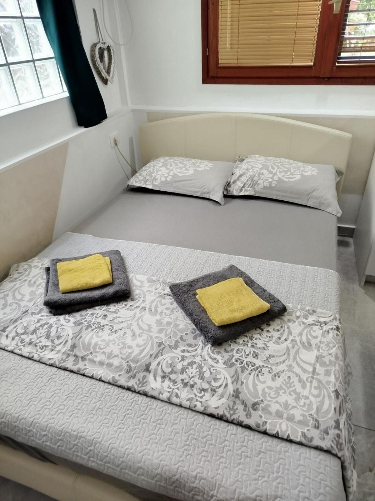 Apartman Art Kotor Dış mekan fotoğraf